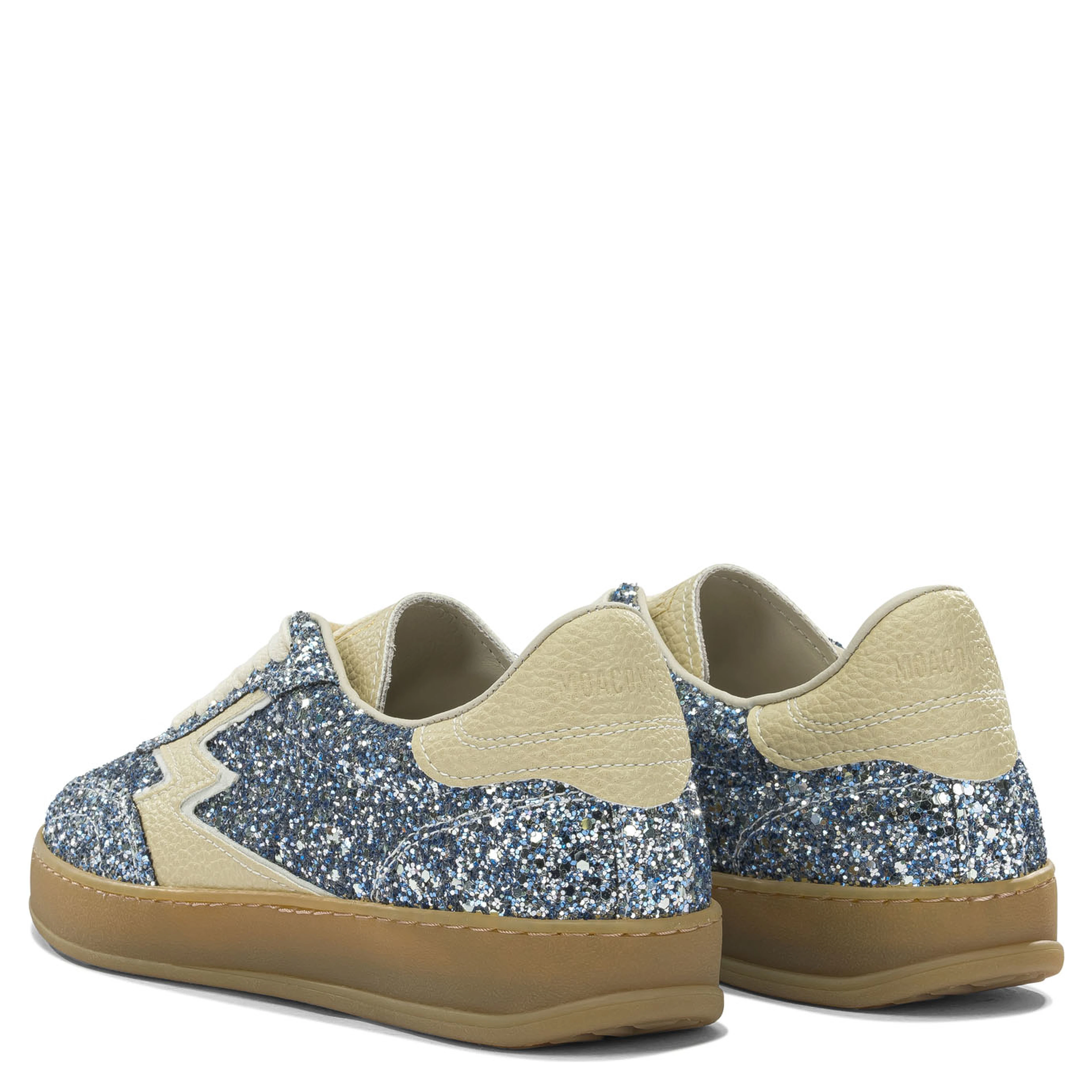Sneakers & Slip-On