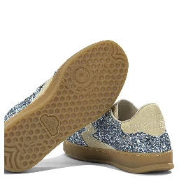 Sneakers & Slip-On