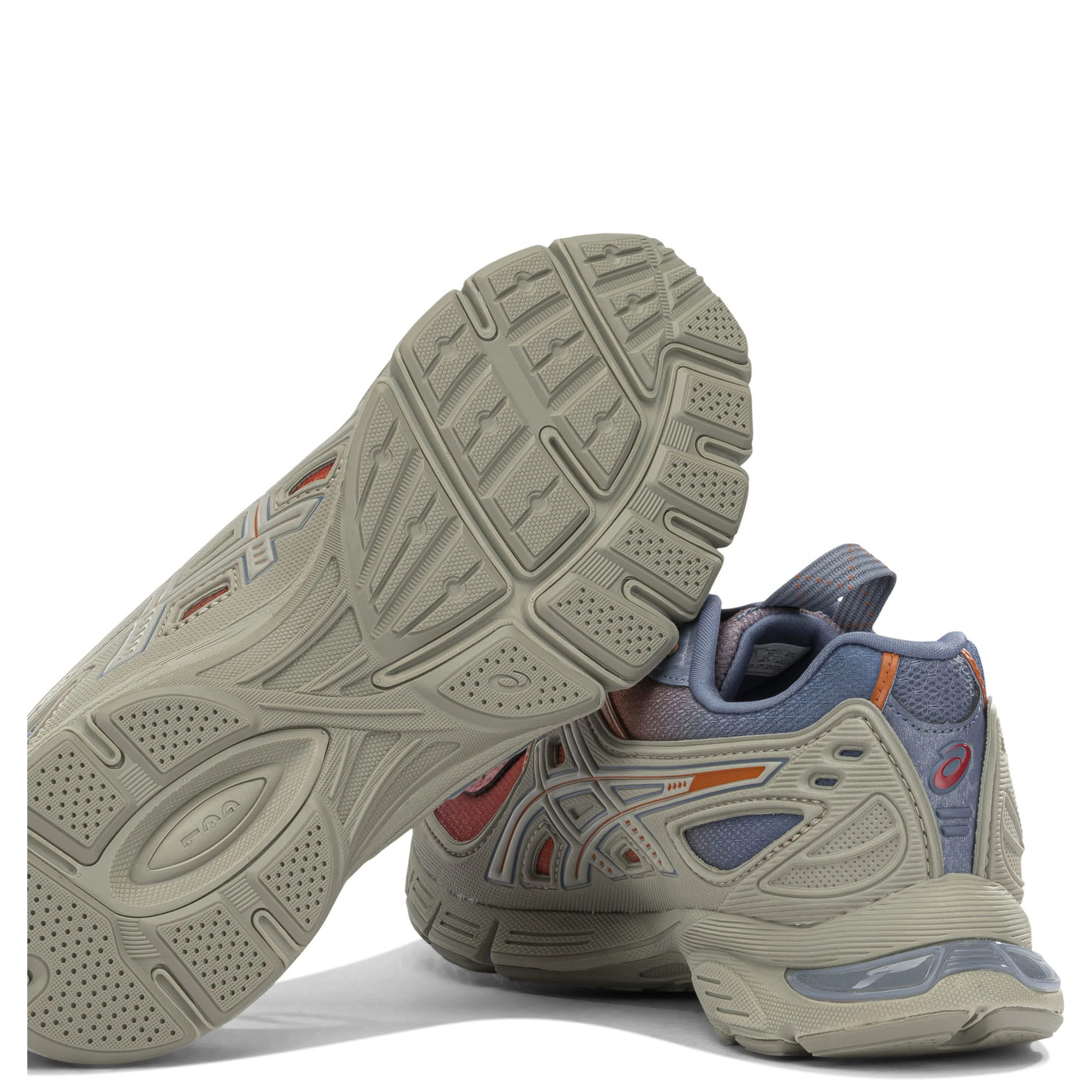 "UB 13-SD Lyte Kiko Kostadinov" Low-top sneakers