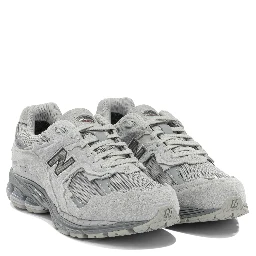 "U2002DX Protection Pac" Low Sneaker