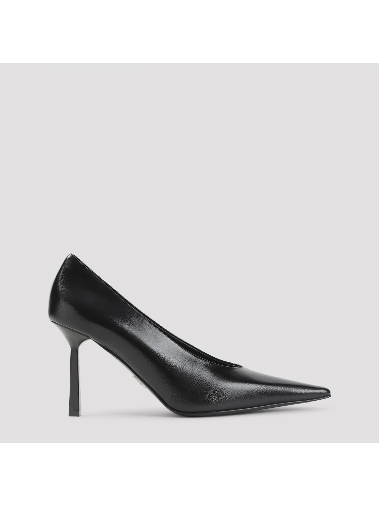 PUMPS
