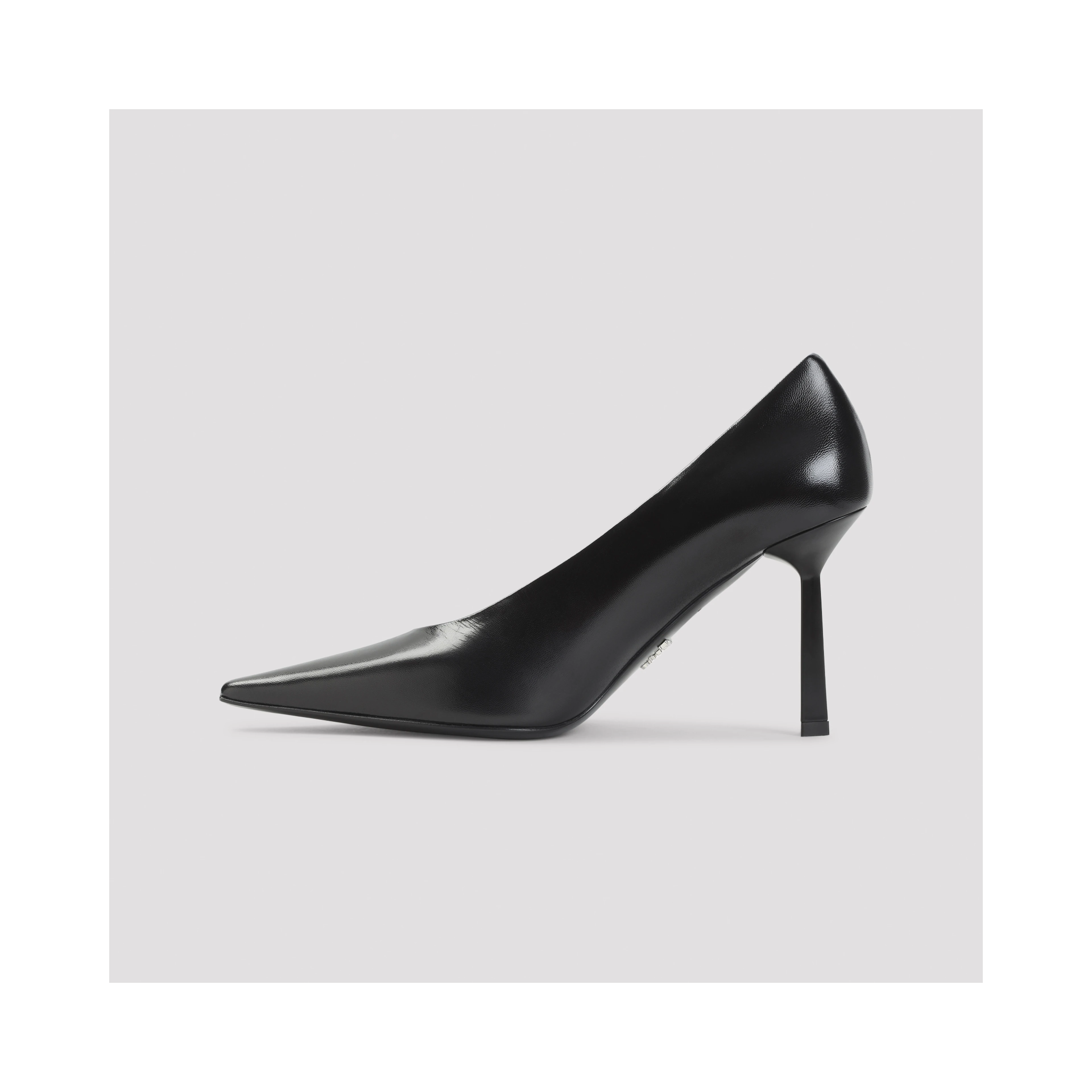 PUMPS