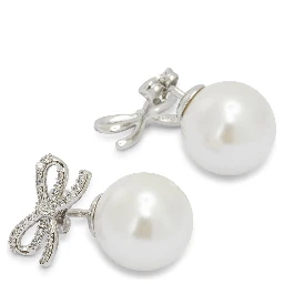 Earrings with pearl and crystals