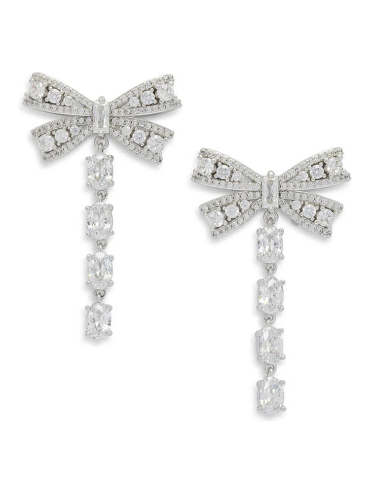 Dangling earrings with crystals