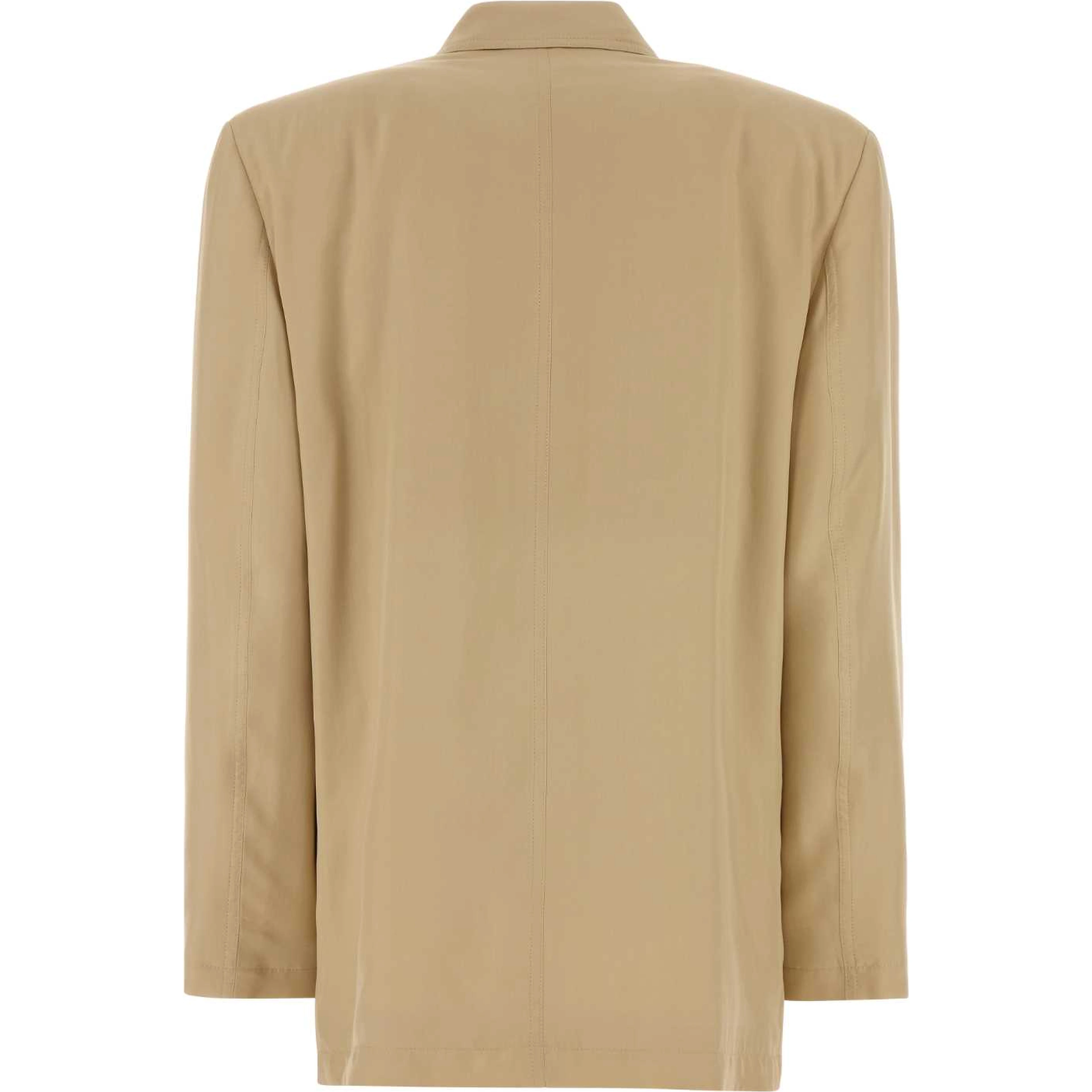 VESTE