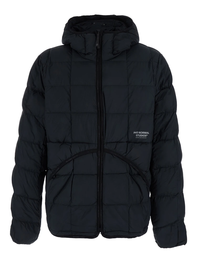Black down jacket with hood and logo lettering on the front in Tech Fabric for men
