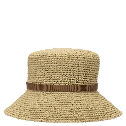Bucket hat in palm leafes