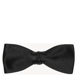 Bow tie in silk satin