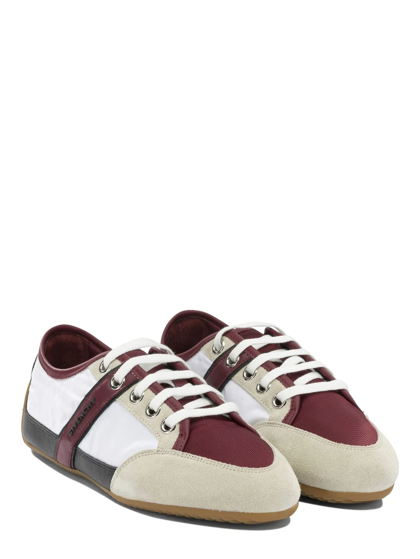 "Slim" Low-Top Sneakers