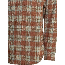Casual plaid shirt
