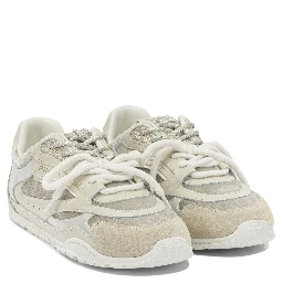 Sneakers & Slip-On