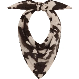 GUEST IN RESIDENCE Scarfs