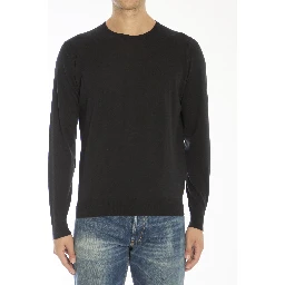 Black Lundy sweater