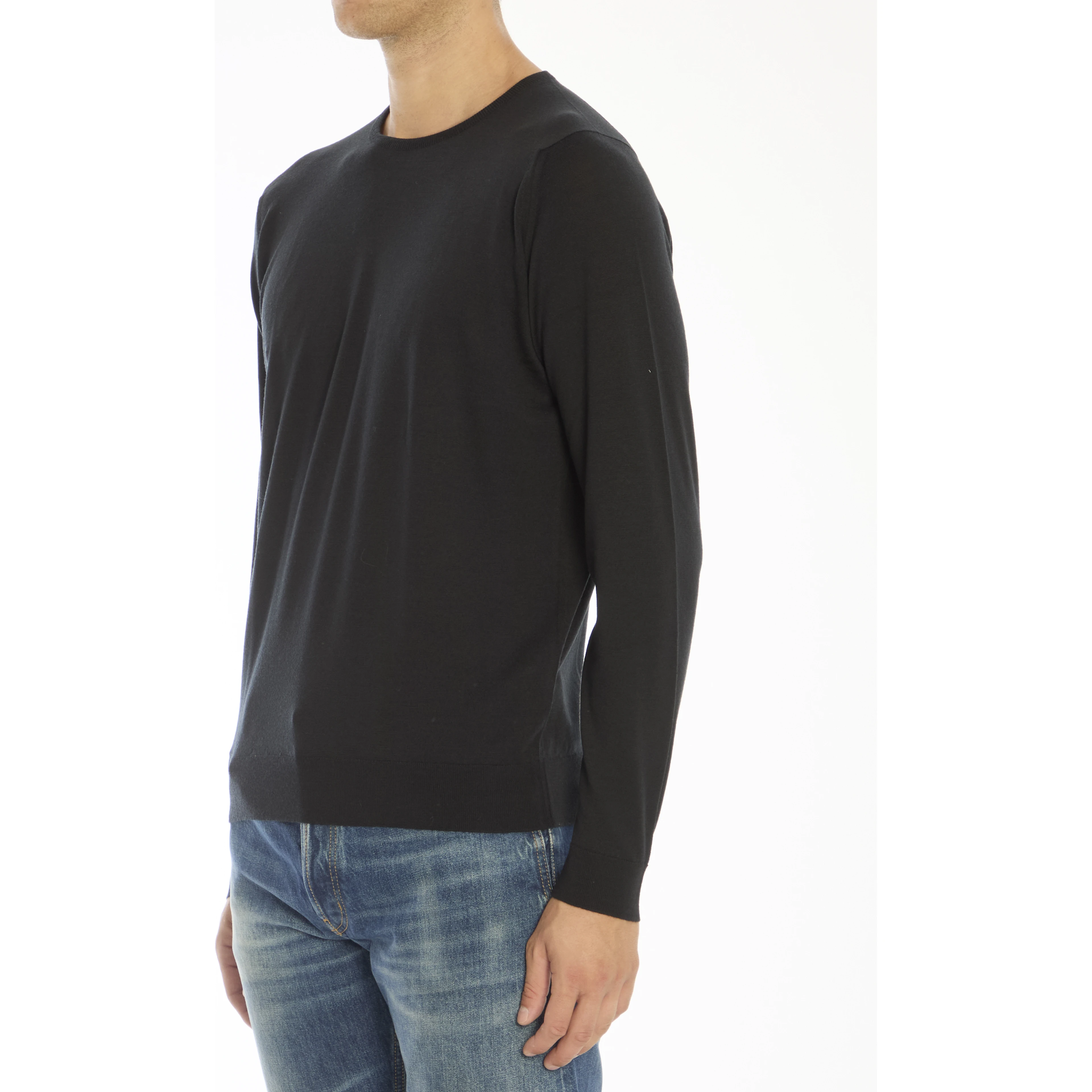 Black Lundy sweater