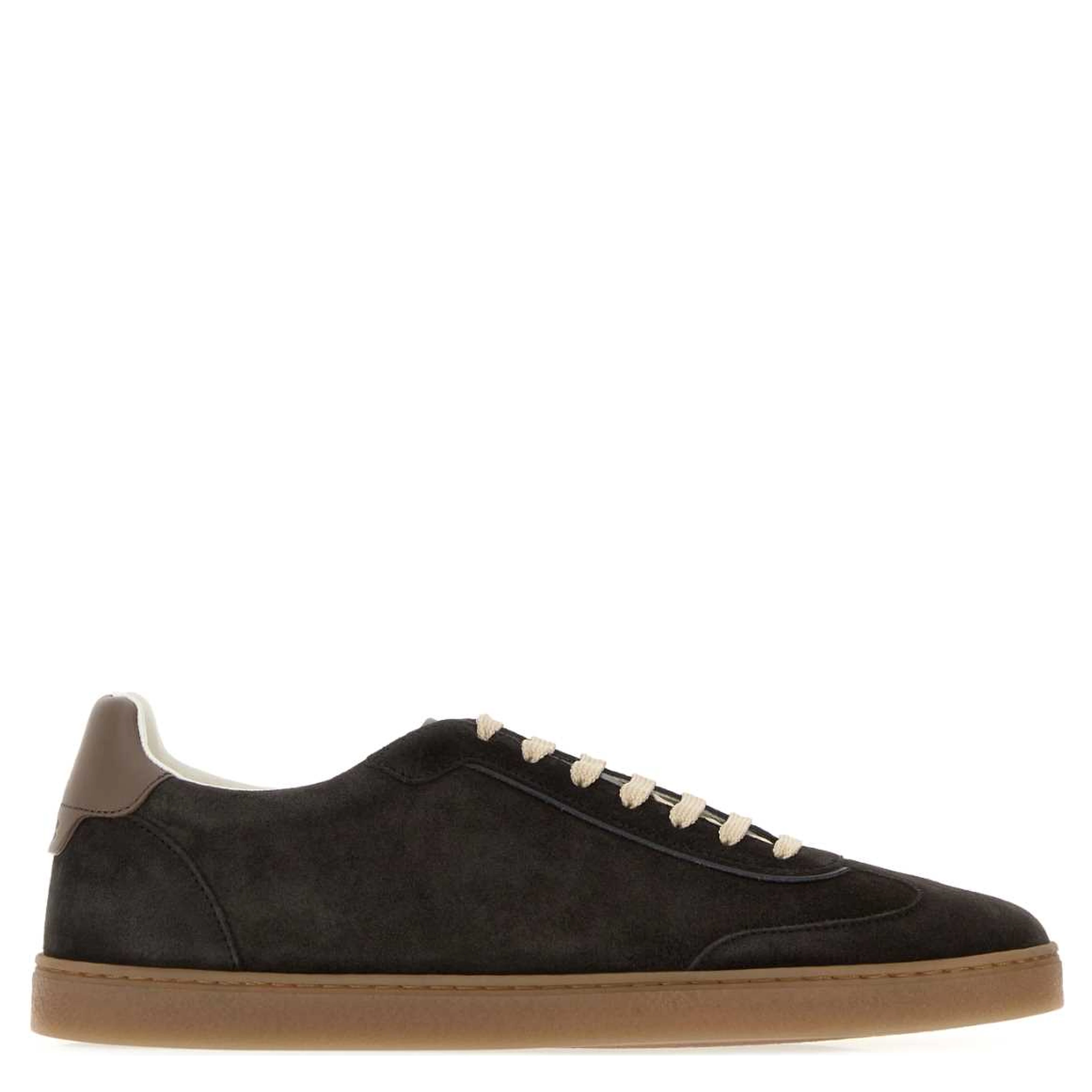 PAIR OF SNEAKERS