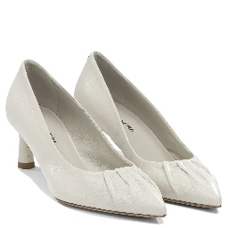 Heeled shoes