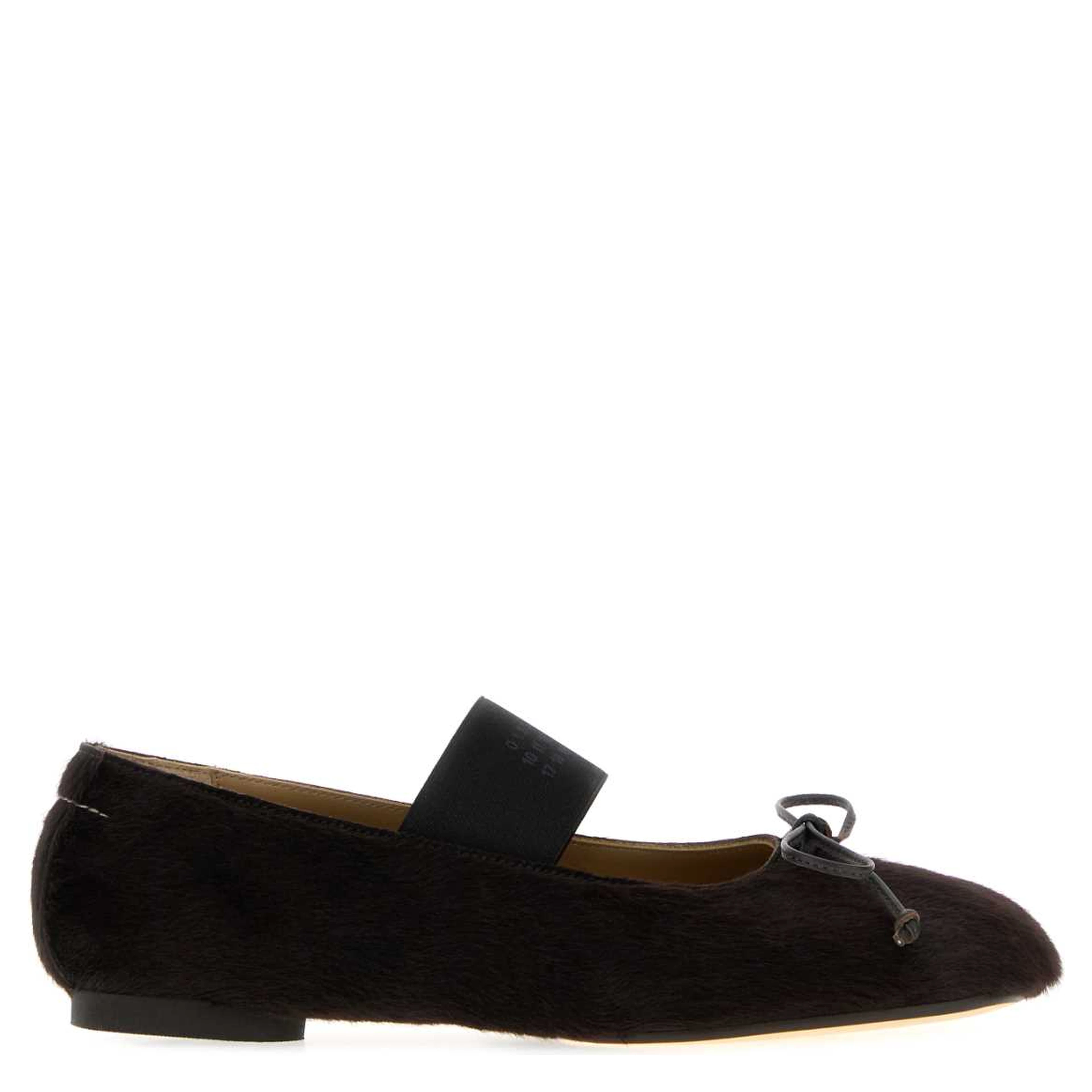 BALLET SHOE
