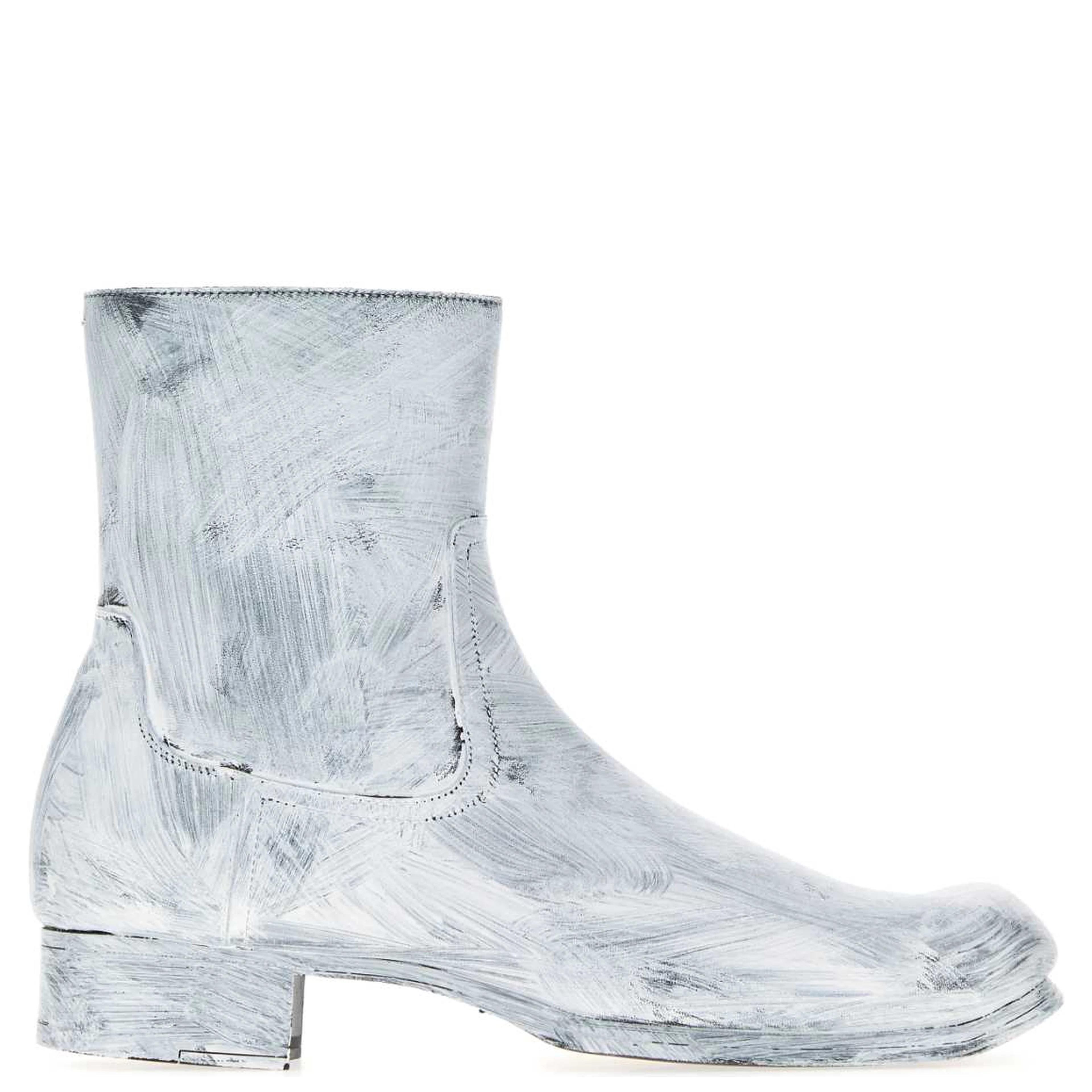 FLOAT ANKLE BOOTS