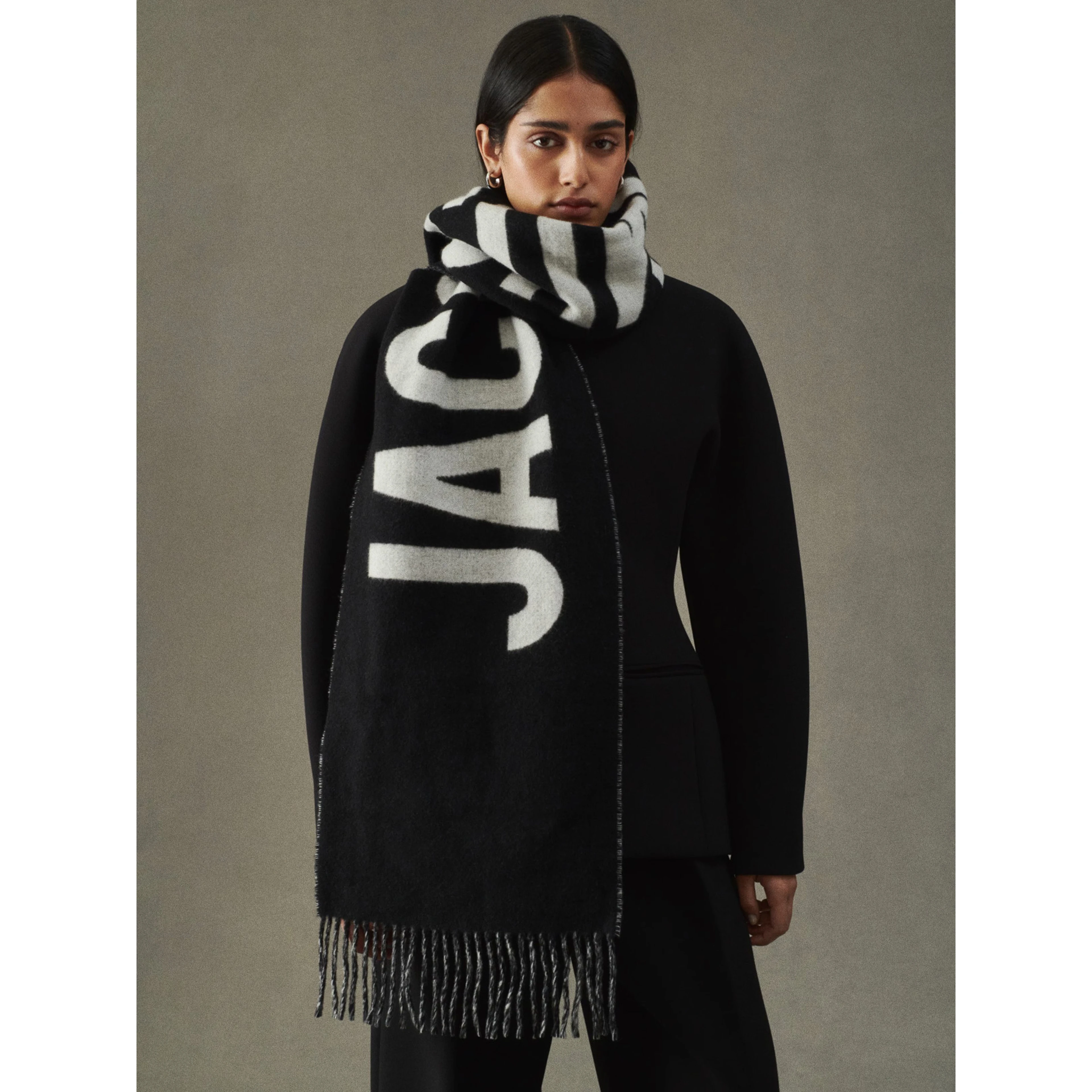 JACQUEMUS scarf