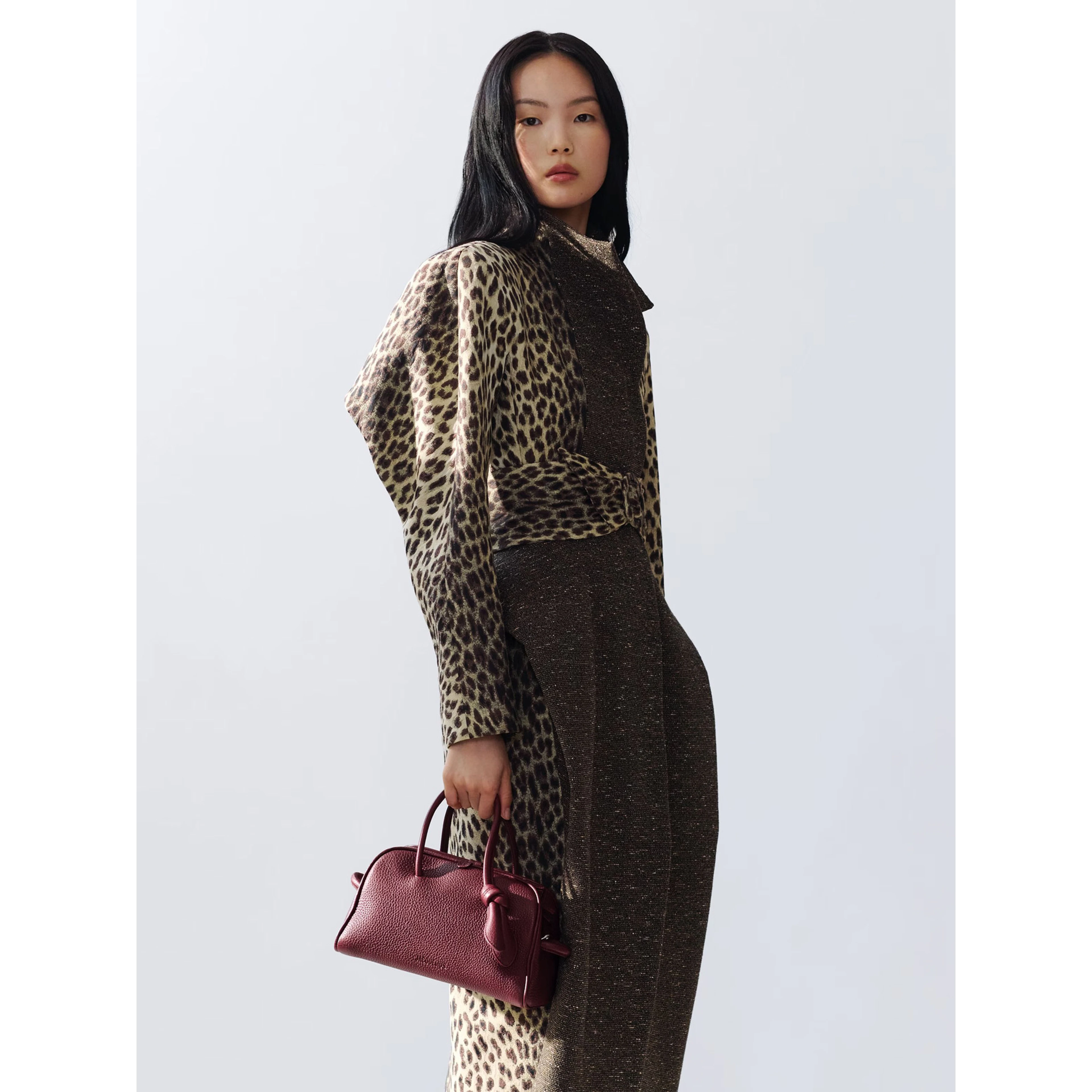 JACQUEMUS punctual