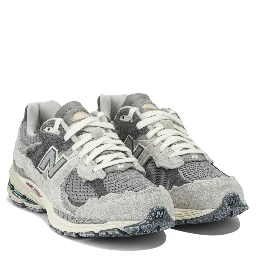 "2002R Protection Pack" Low Sneakers