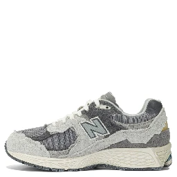 "2002R Protection Pack" Low Sneakers