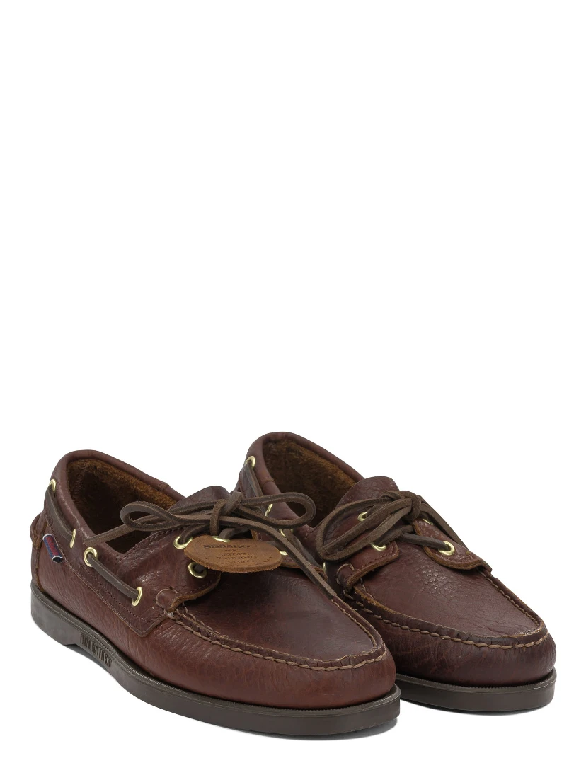 "Portland Artisan Momoth" lace-up loafers.