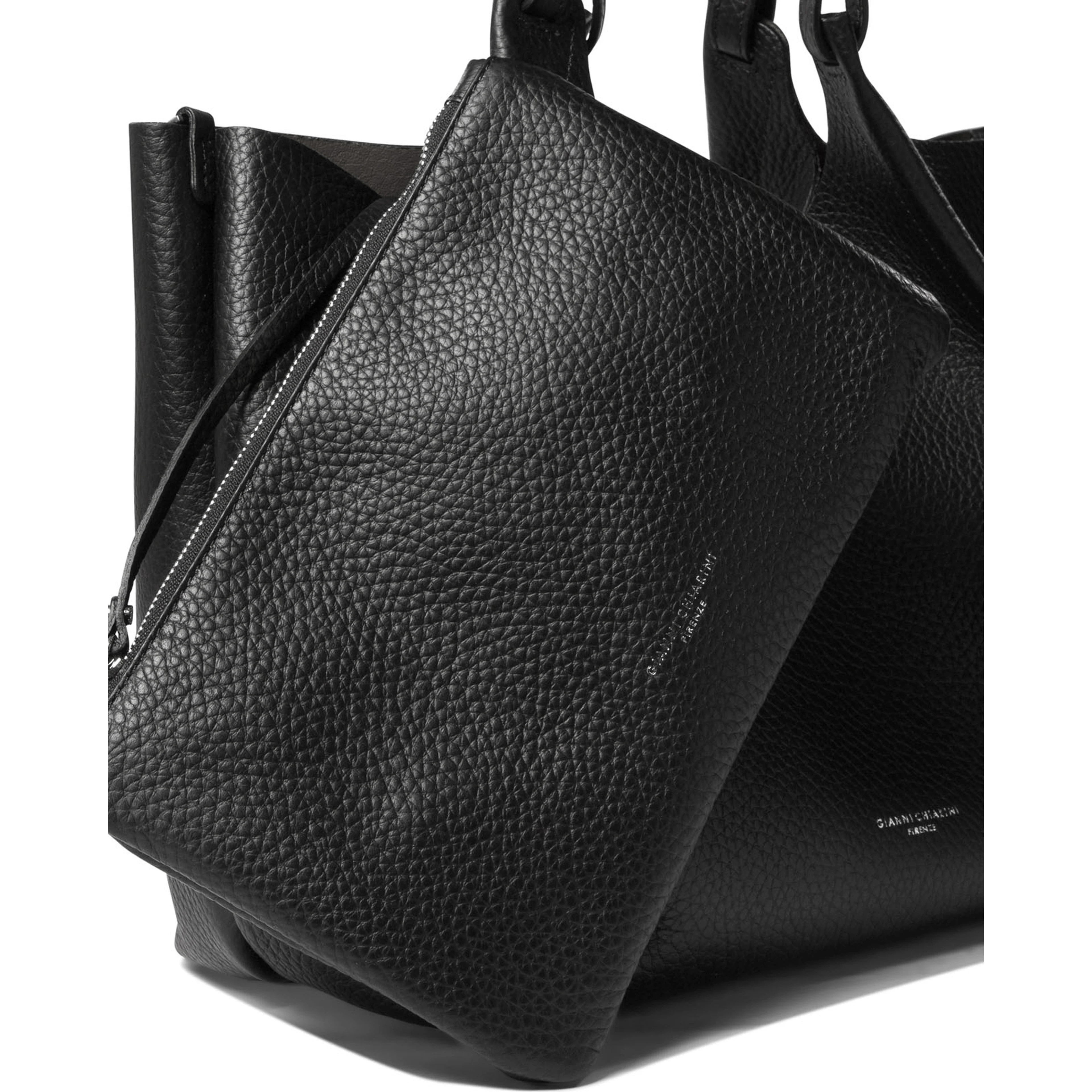 Shoulder bags