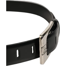 Black Leather Silver Tone Metal Buckle Belt