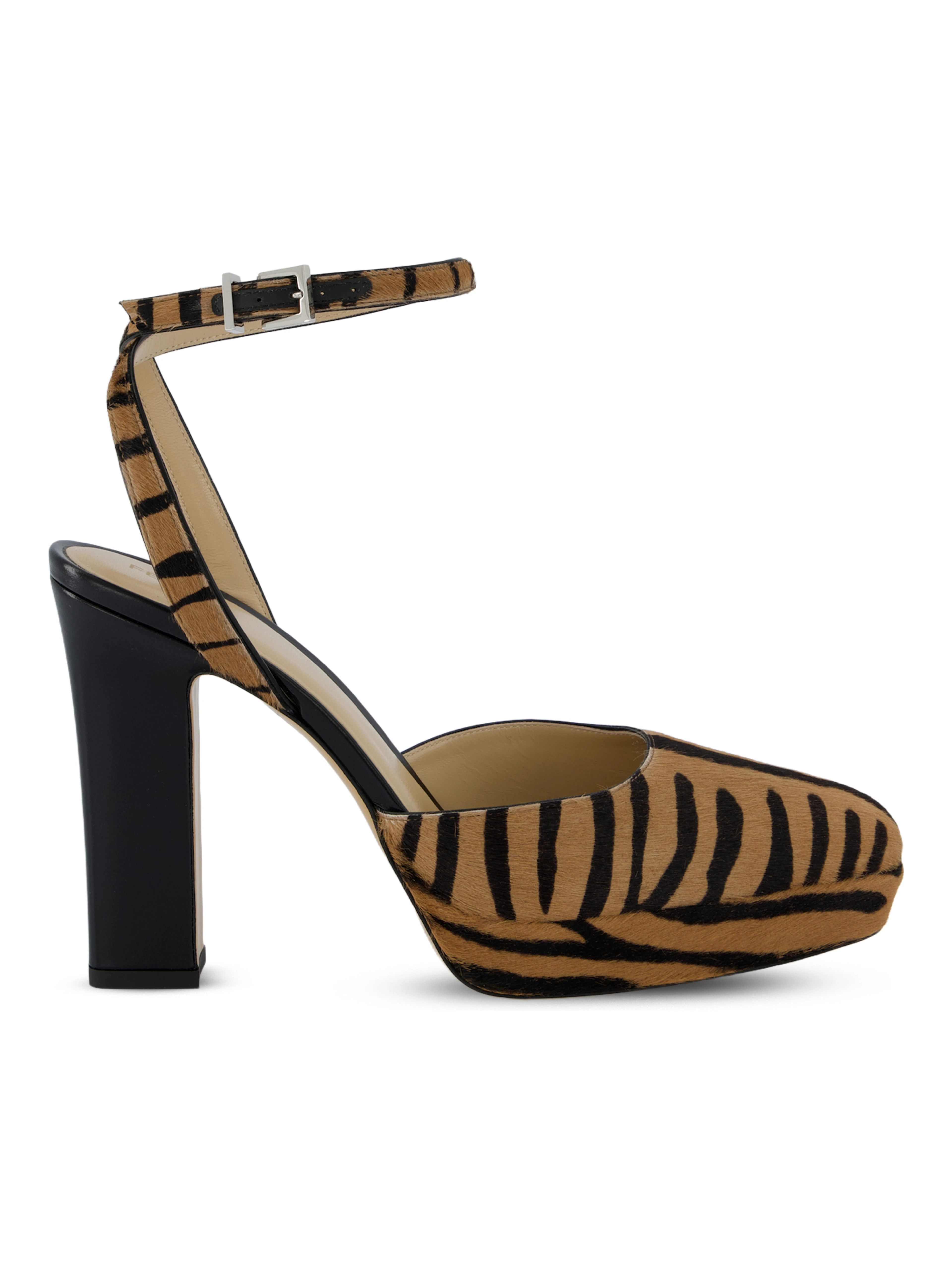 Fendi Flat shoes Beige/black