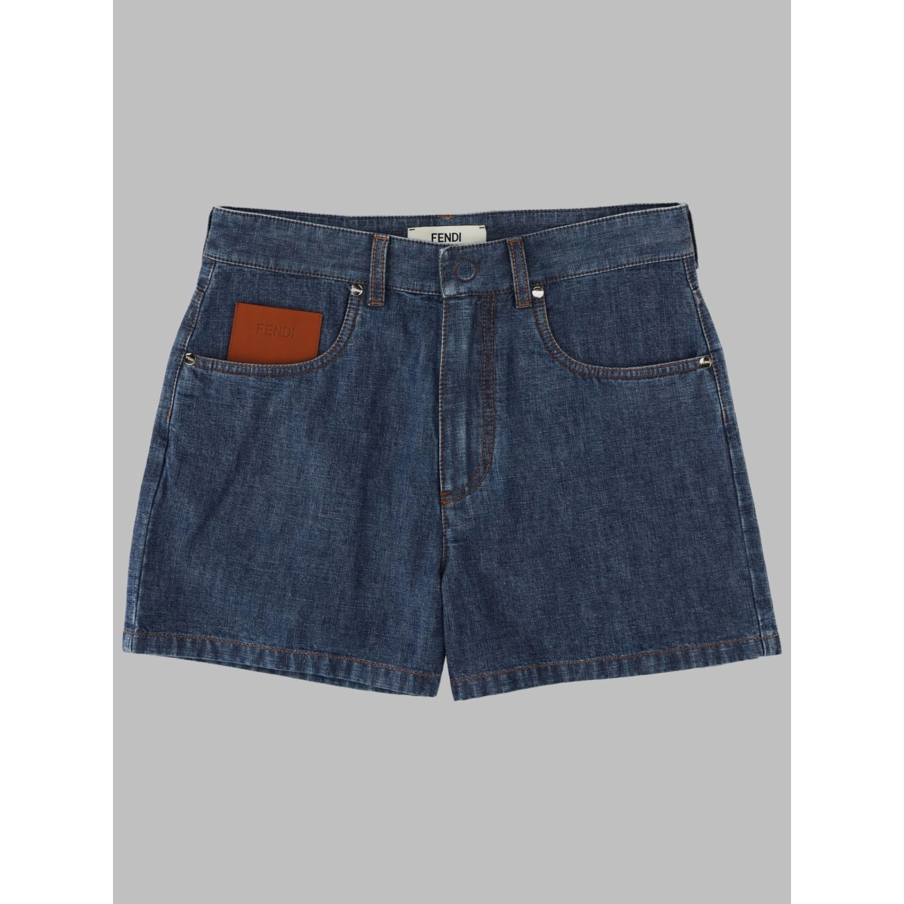 SHORTS IN DENIM