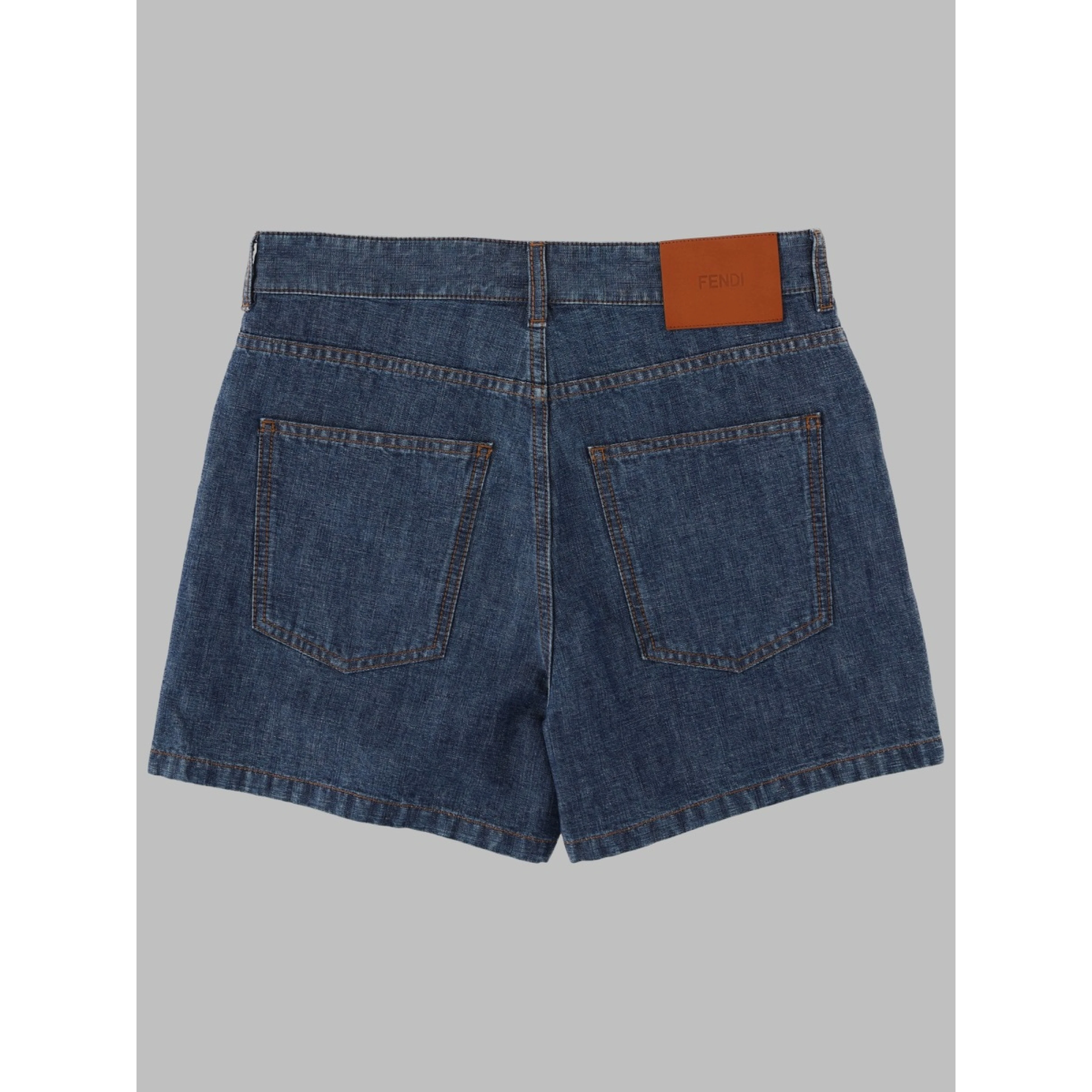 SHORTS IN DENIM