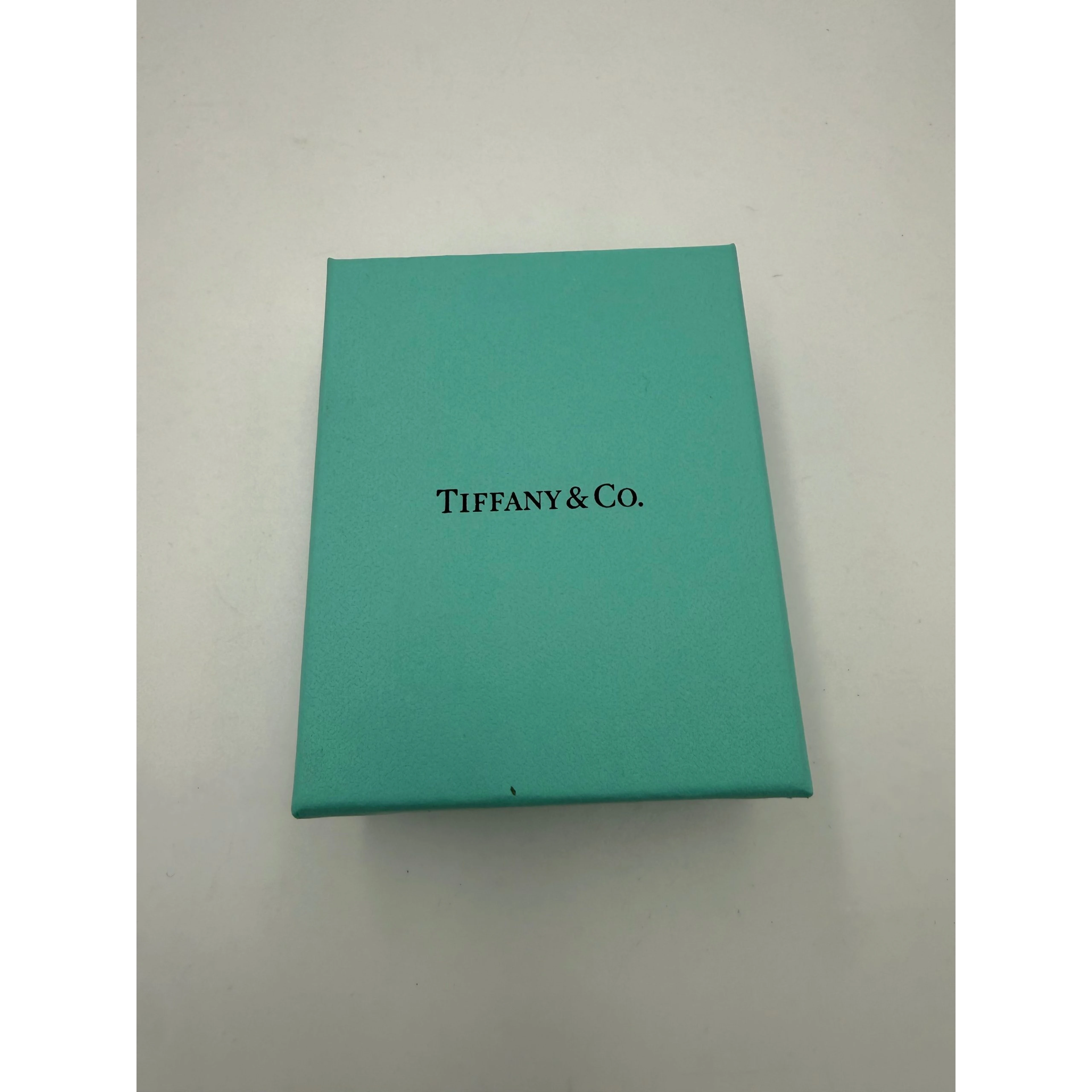 TIFFANY & CO. RETURN TO Round Pendant Bracelet