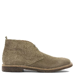 "Chukka" suede brogues
