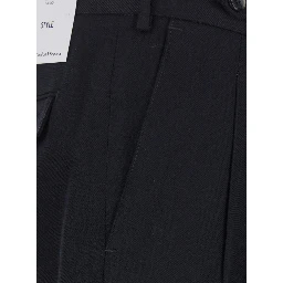 Black Pants with Belt Loops and Front Pleats in Tech Fabric for Men