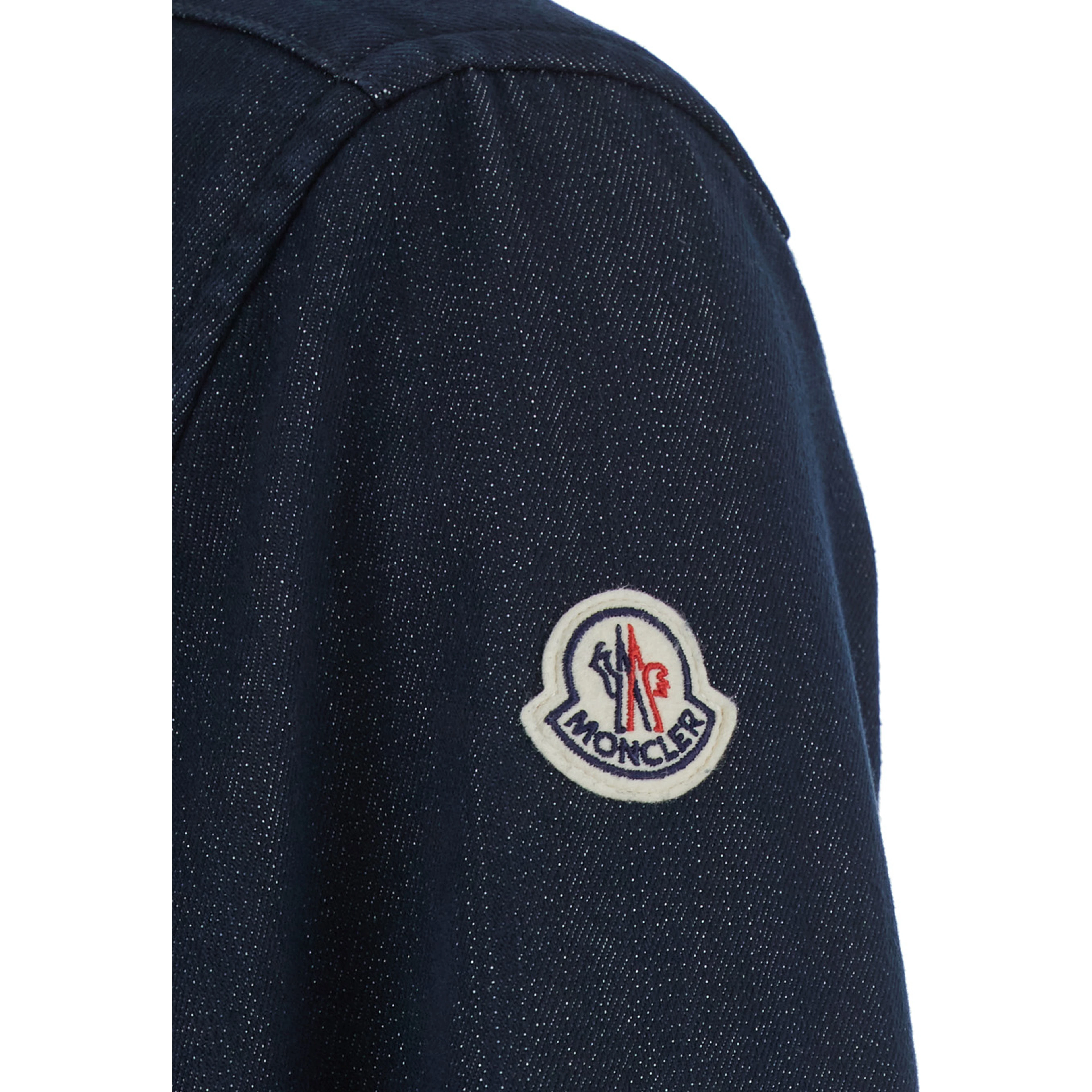 Blue Shirt with classic collar and two patch pockets on the front in denim for men