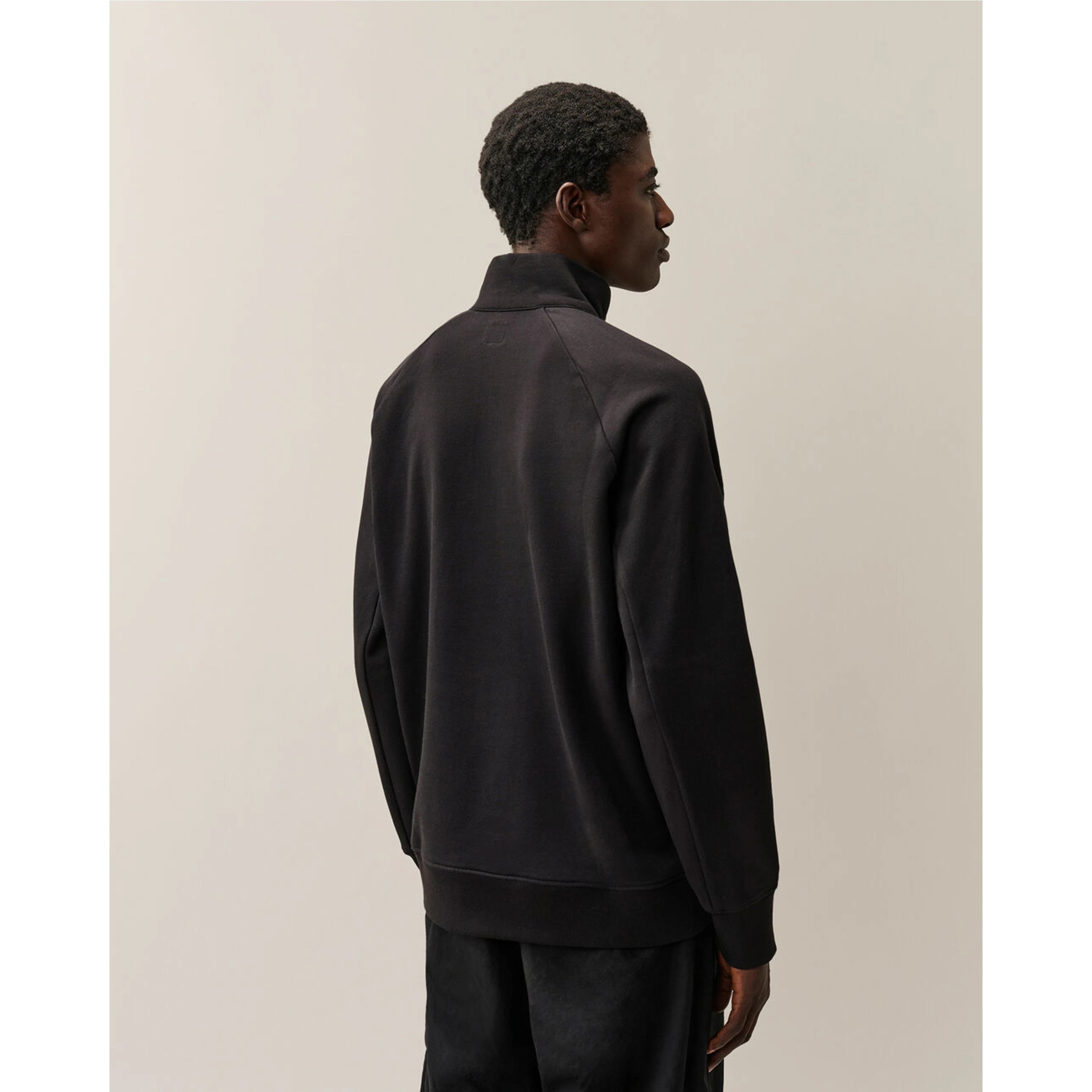 CP COMPANY Sweaters