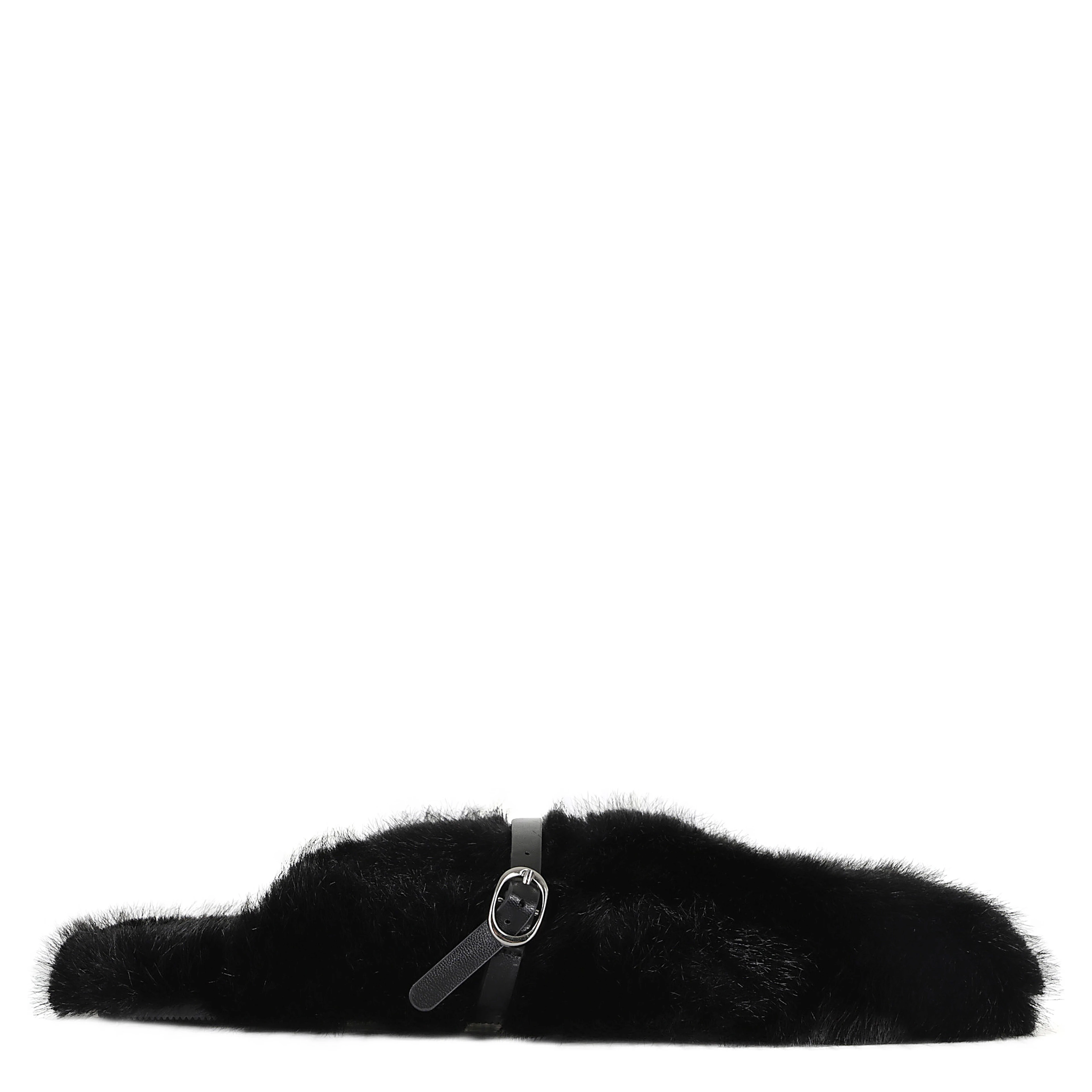 MEJA SLIPPERS