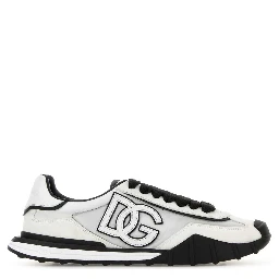 LOW-TOP SNEAKERS