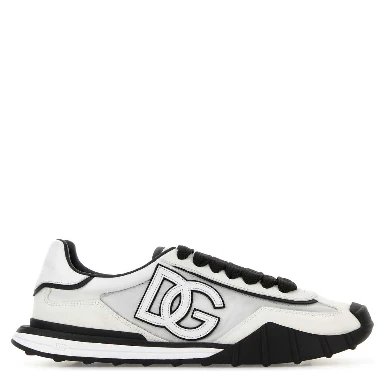 LOW-TOP SNEAKERS
