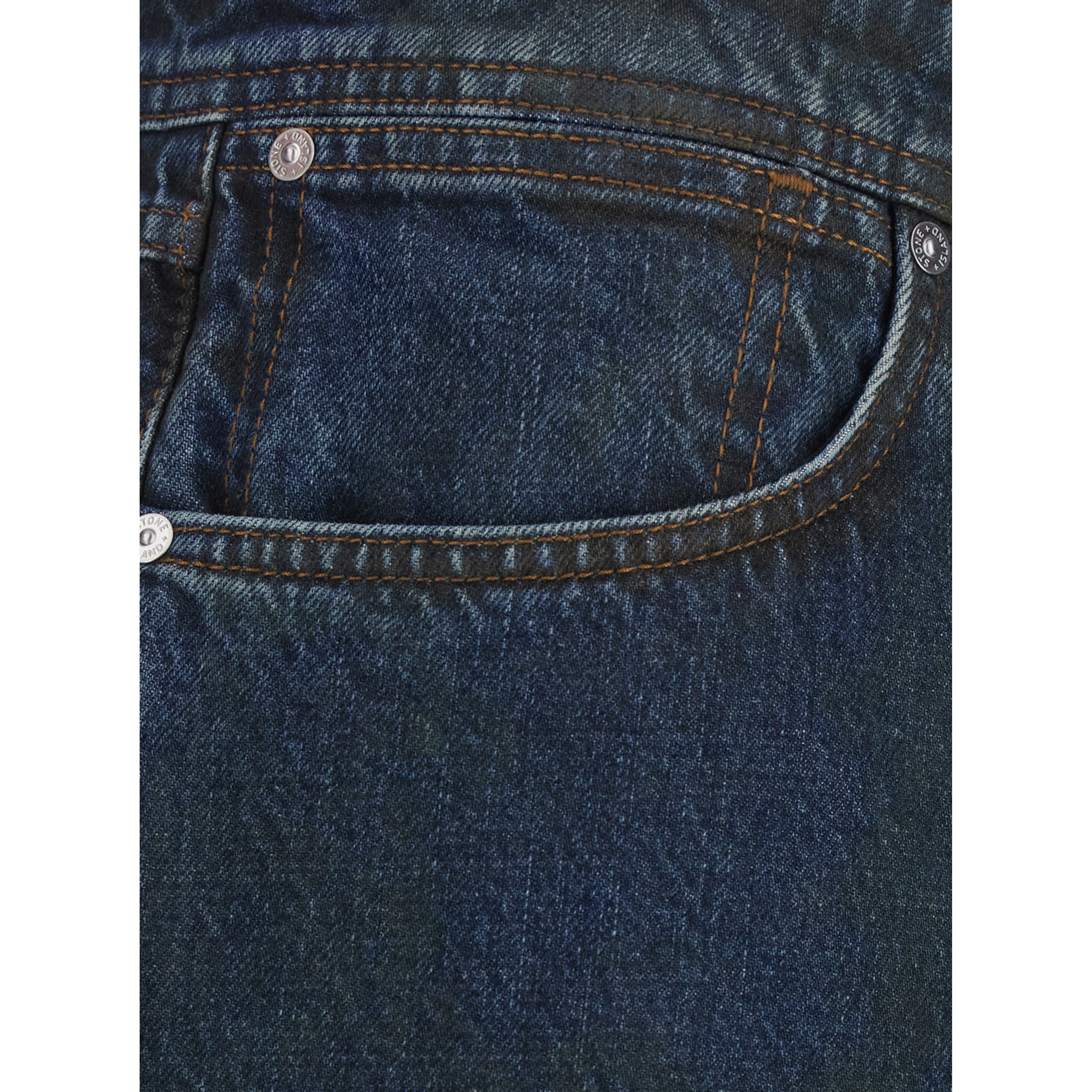 Loose Denim with pockets and brown patch for men
