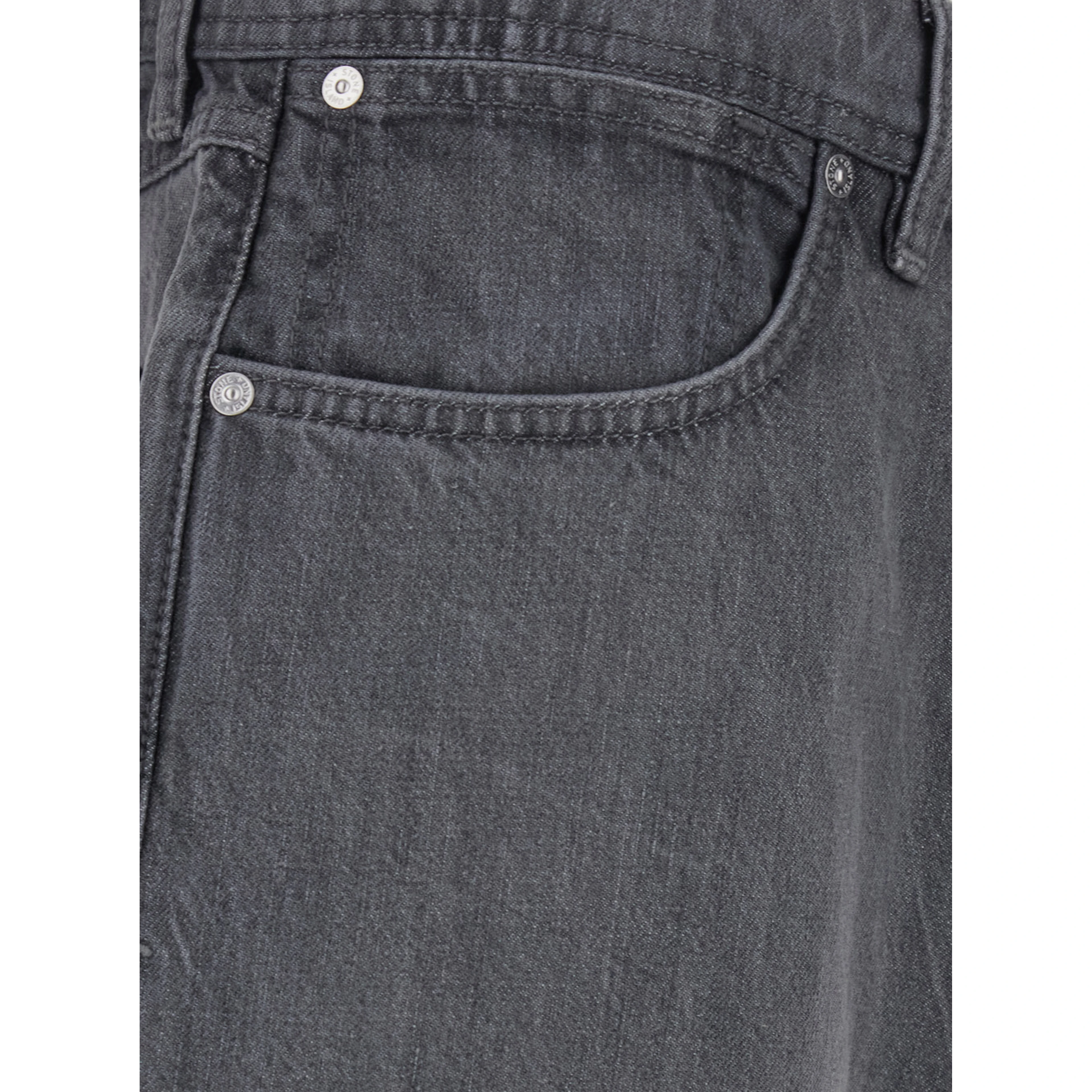 Loose Denim jeans with zip closure and pockets Gray man