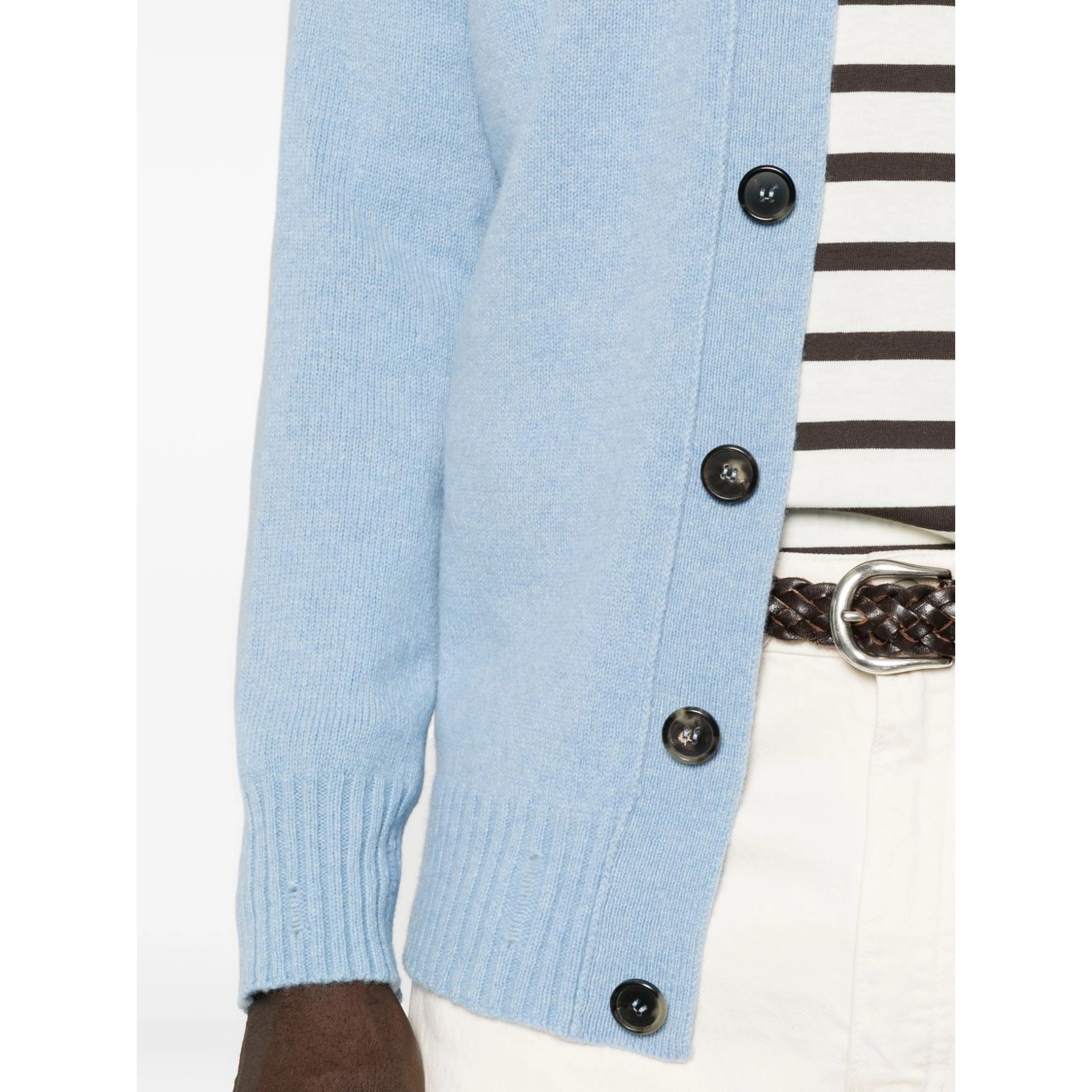 Amaranto Sweaters
