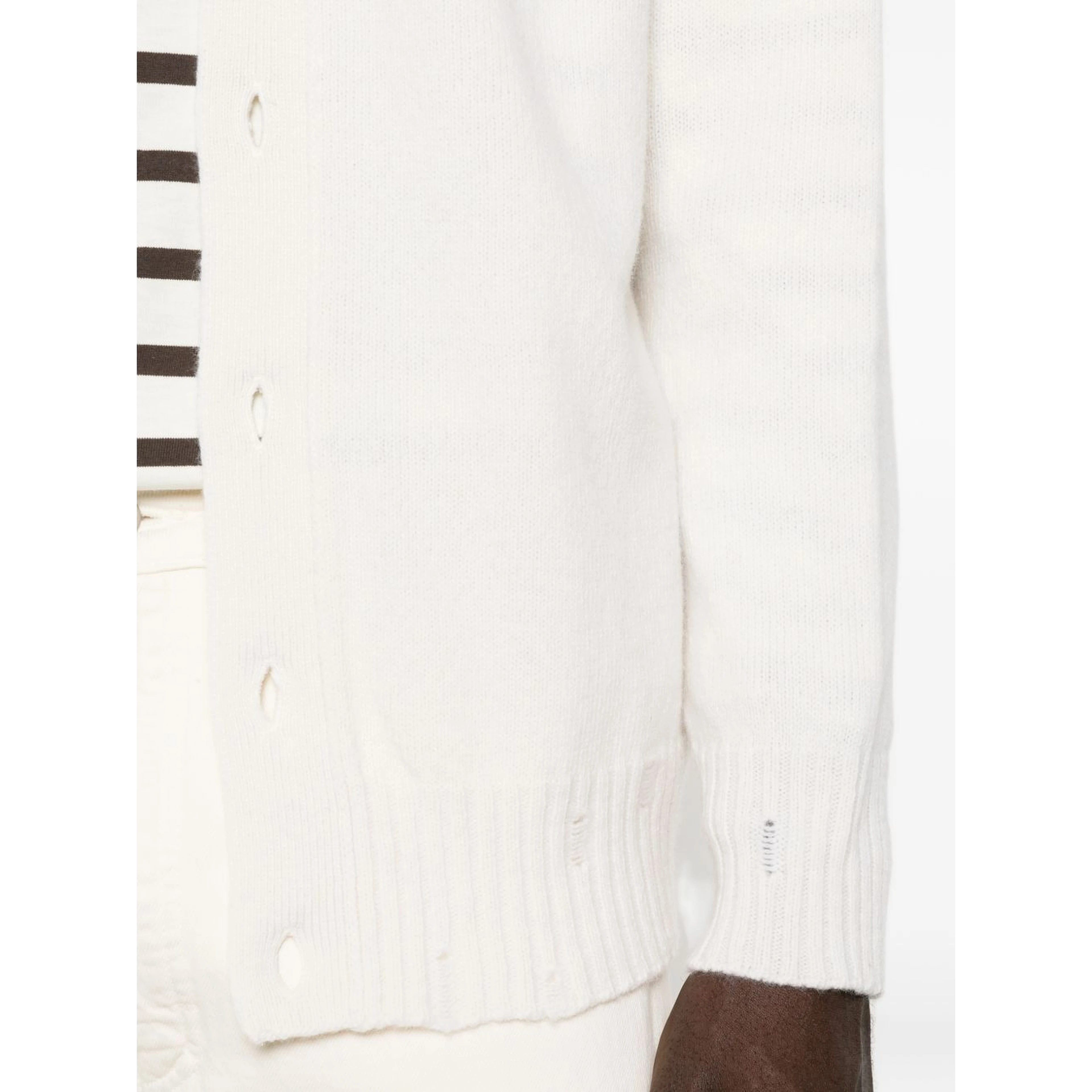 Amaranto Sweaters