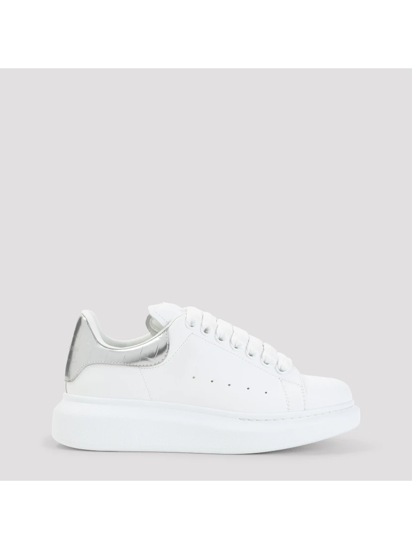OVERSIZED SNEAKER