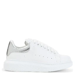 OVERSIZED SNEAKER