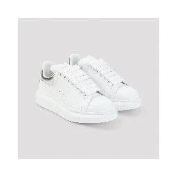 OVERSIZED SNEAKER
