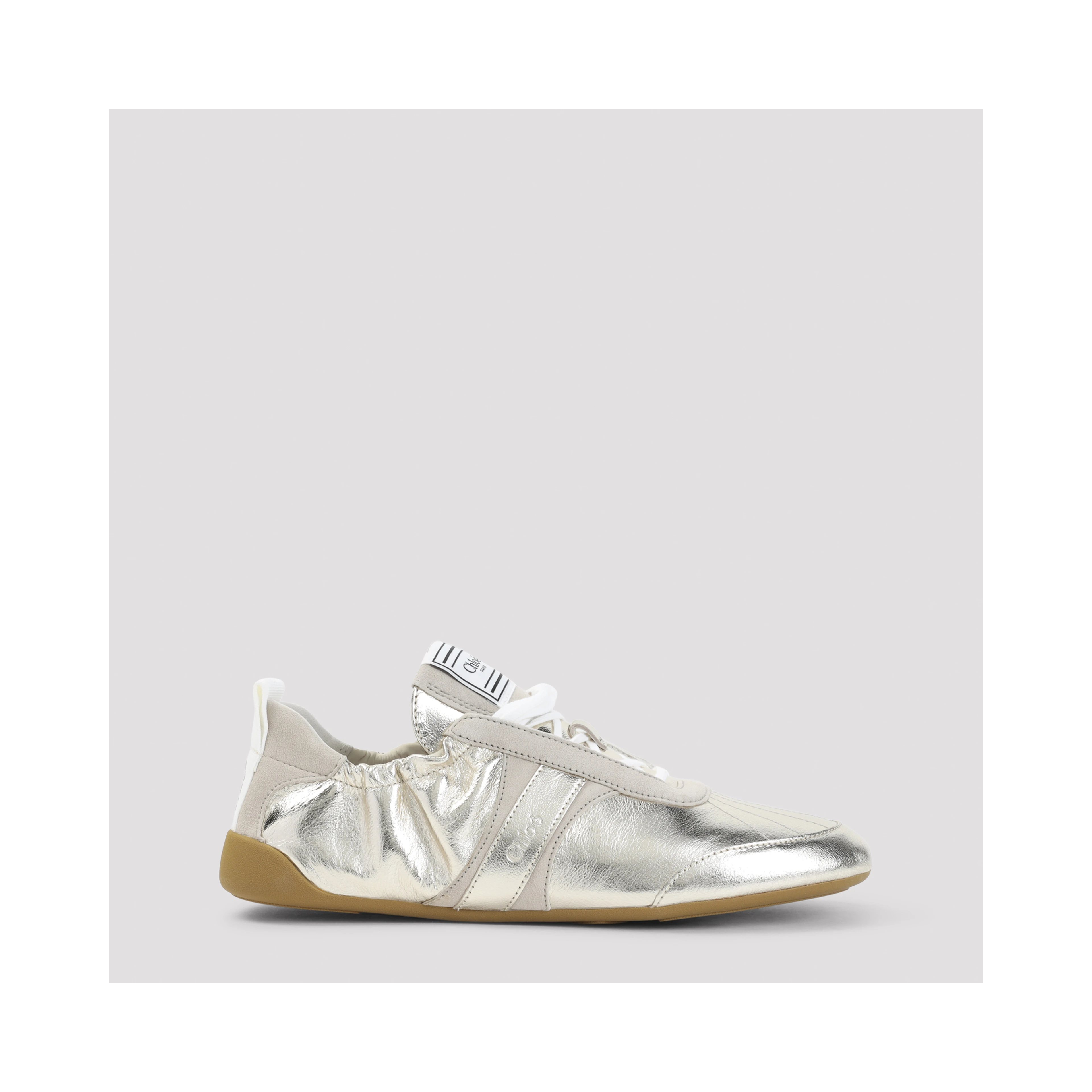 KICK SNEAKERS