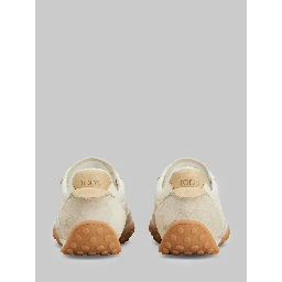 Sneakers in smooth leather and suede