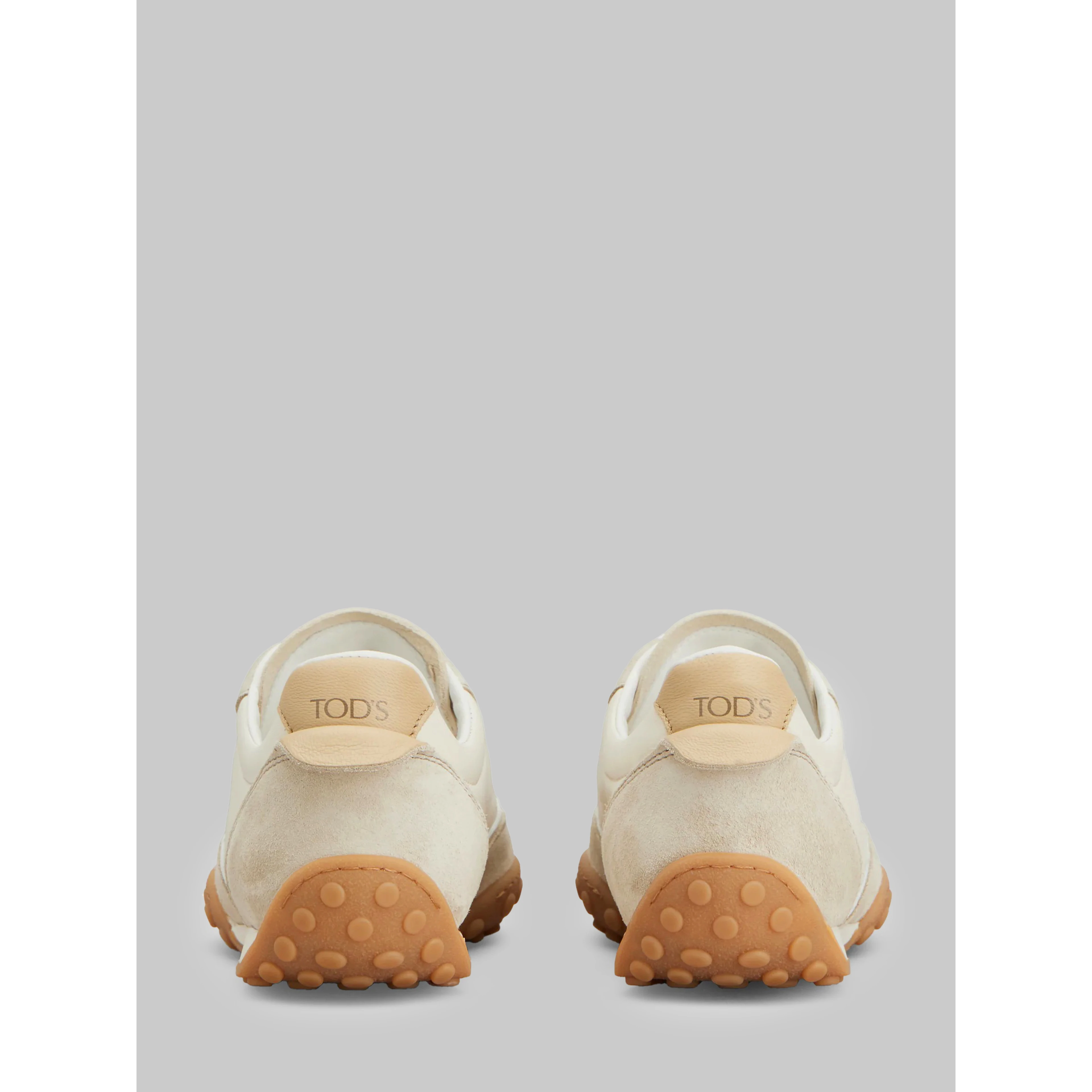 Sneakers in smooth leather and suede